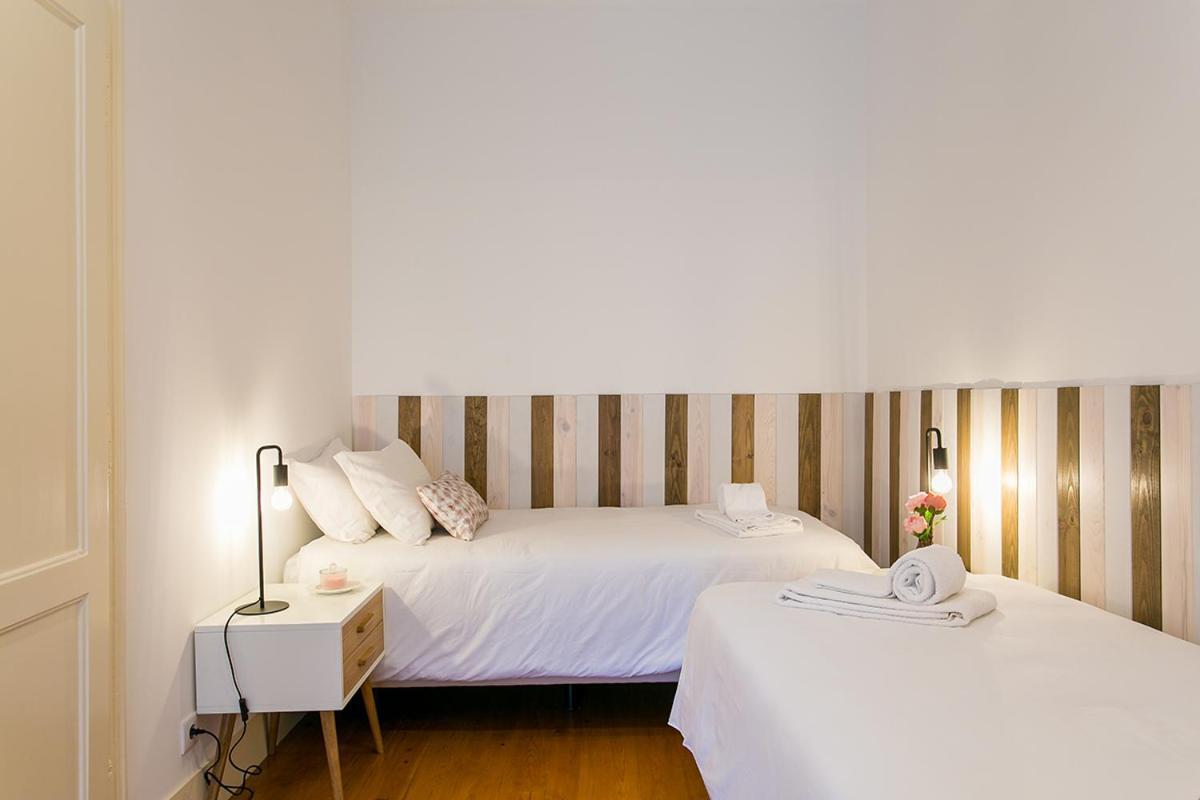 Lovelystay - Cozy 3Bdr Apartment In Estrela Лісабон Екстер'єр фото